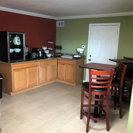 Budget Inn