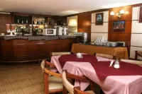 Hotel Menossi - Desayuno