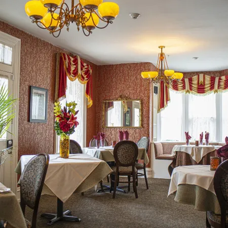 The Washington House Hotel & Restaurant