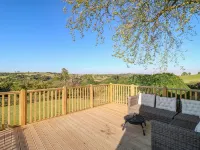 Cuckoo Nest Hotels in North East Derbyshire
