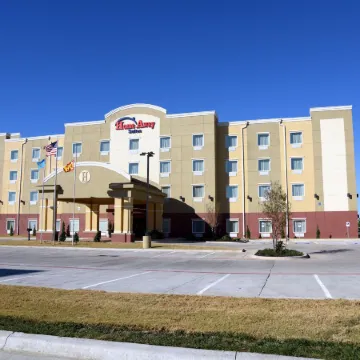 Home Away Kitchen Suites Enid