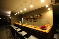 Isalo Rock Lodge - bar