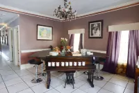 Naomi's Inn Bed & Breakfast