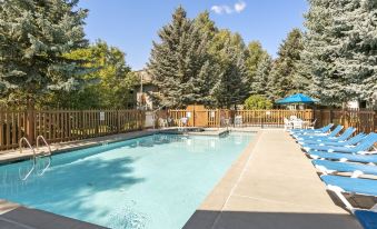 901 Crazy Horse Circle Condo