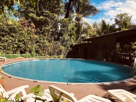 Playa Bluff Lodge Отели в г. Бокас-дель-Торо