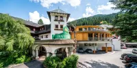 Hotel Trattlerhof Hotels in Dobriach