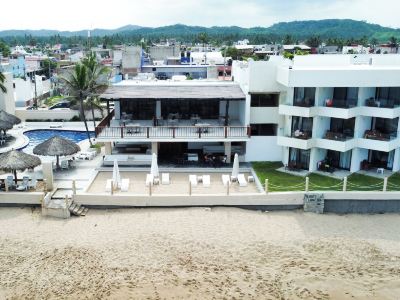 Hotel Barra de Navidad