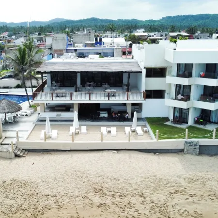 Hotel Barra de Navidad