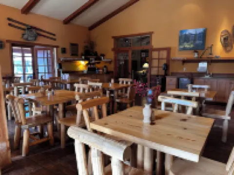 Chewuch Inn & Cabins