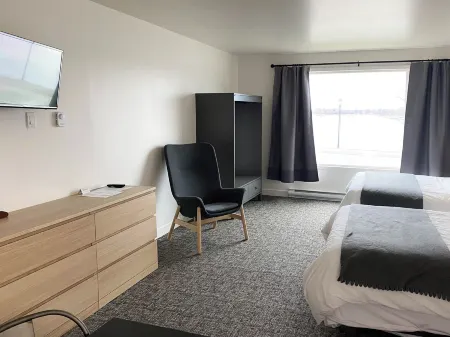 The Bayview Motel - Fort Frances, on - Lakeside Motel Отели в г. Форт Франсес