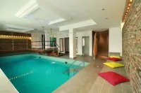 Haverkamp Suites - piscina