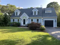 Falmouth Vacation Home at Country Club -Close to beach, ferry, golf and biking