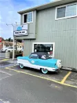 Coastal Inn and Suites - Parking