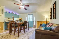 4 Mi to Bennett Spring SP: Dog-friendly Home! - 2-Star