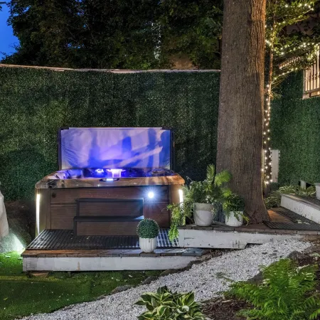 Hot Tub + Walk to Lakeside Dining: Meredith Home!