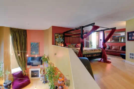 Cozy Emeryville Studio, Near Beaches & Parks! Hotels near Emeryville Station