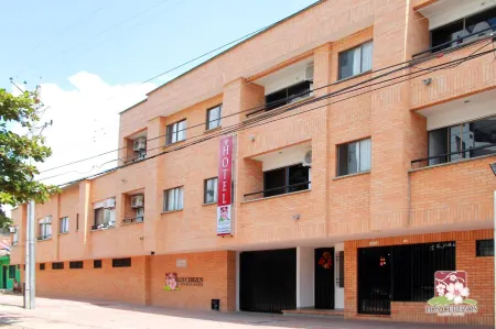 Apartahotel Los Cerezos