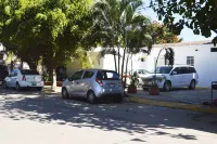 Casa Pancho Playa - parking
