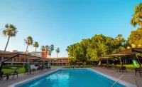 Hotel Colonial Mexicali - Pools