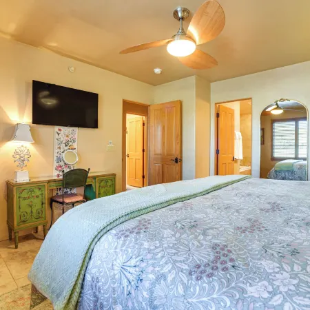 Luxury Condo in the Heart of Santa Fe: Corazon 32