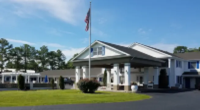 St. Michaels Inn Hotels near Tilghman Island