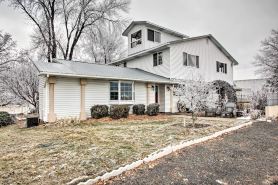 Spacious Gifford Retreat w/ Scenic Farmland Views