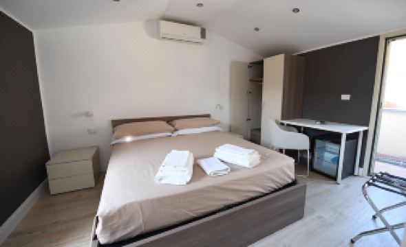 Scilla SeaFront Rooms