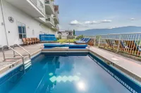 Prestige Harbourfront Resort, BW Premier Collection - Pools