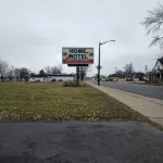 Home Motel Abbotsford - 2-Star