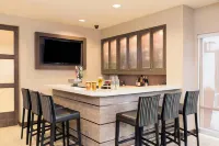Residence Inn Green Bay Downtown - bar