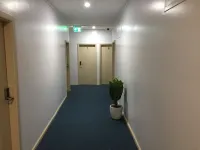 IMotel AU