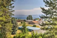 Cozy Lakeside Home w/ Lake & Mountain Views! - Homestays