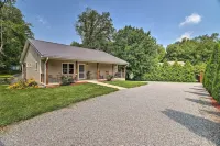 Updated Cottage at Lake Junaluska Golf Course! Hotels in Waynesville