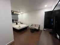 Hotel Scarlet