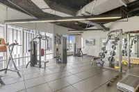Placemakr Premier SoBro - Gym