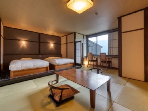 Yufuin Onsen Toshoan Hotels in 