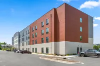 Holiday Inn Express Asheville - Woodfin Hotel di Reems Creek