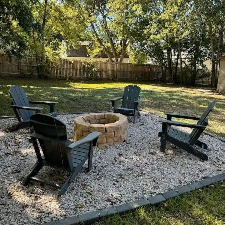 Charming 3-bedroom house in fabulous Brenham with WiFi, AC