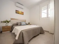 Mama Hotels in Deltebre