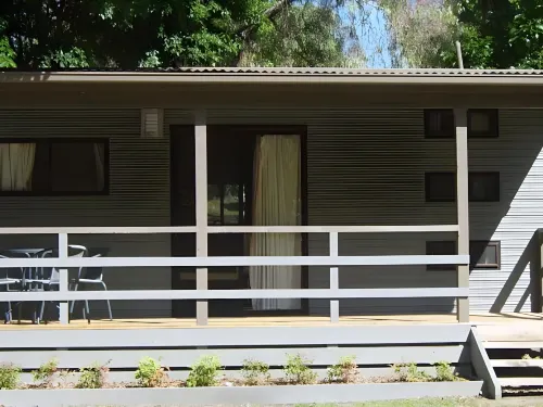 Mallacoota's Shady Gully Caravan Park Hotels in Mallacoota