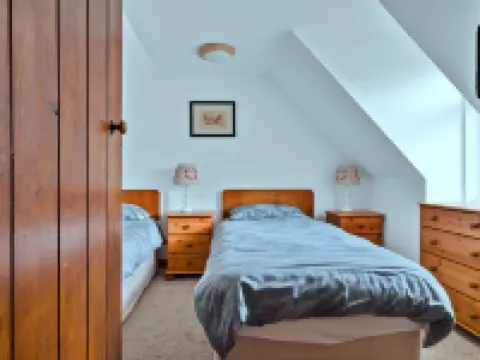 Lochead Cottage Hotels in Lochgilphead