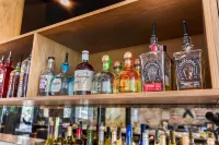 Cambria Hotel Copper Mountain - bar