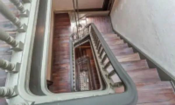 Historic Penthouse Style Loft in OTR, Parking Included