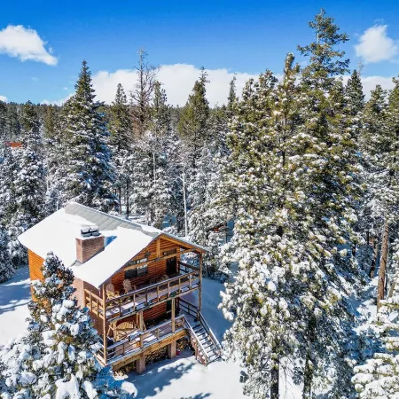 Green Door Lodge- Duck Creek Village, Ut. -3bd/2ba - Pet Friendly!