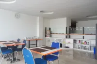 Hotel Grand Putra Syariah Kebumen Hotels in Kebumen