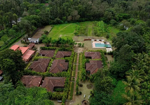 Clover Holiday Village Coorg Resort by Voye Homes Hotels in Somwarpet