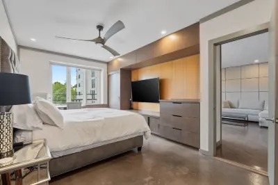 Modern Kitchen and Private Balcony - Stylish Elegant Retreat Hotels in West Los Angeles