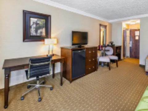 Rodeway Inn Festival Hotels in Stratford