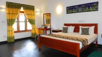 Regina Beach Bungalow Hotels near Sri Lanka Institute of Advanced Technological Education - Trincomalee