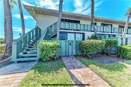1-bedroom condo just a short walk to Anna Maria Beach